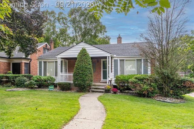 9665 Arcola Street, Livonia, MI 48150