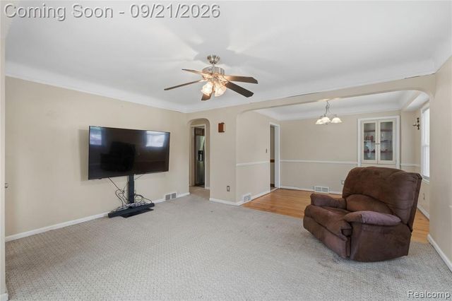 9665 Arcola Street, Livonia, MI 48150