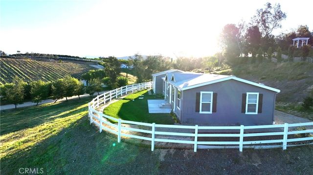 40589 Los Amantes, Temecula, CA 92592