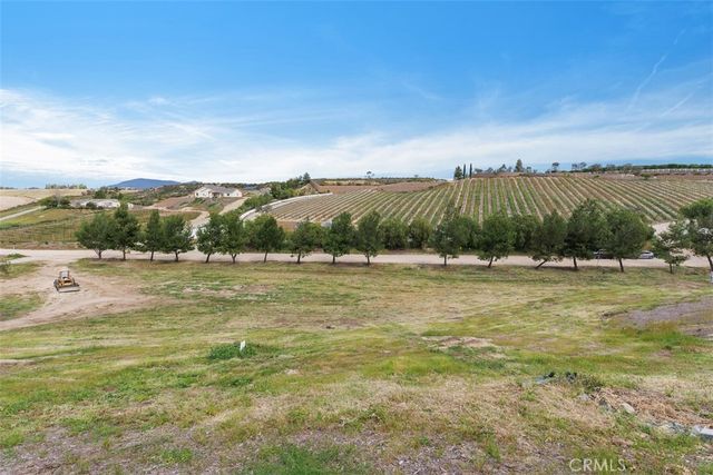 40589 Los Amantes, Temecula, CA 92592