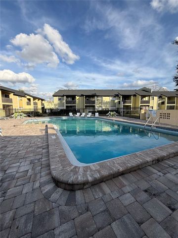 942 LAKE DESTINY ROAD B, Altamonte Springs, FL 32714