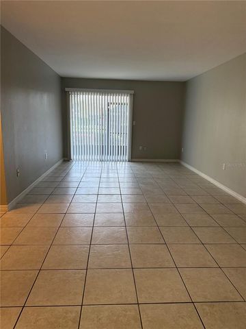 942 LAKE DESTINY ROAD B, Altamonte Springs, FL 32714