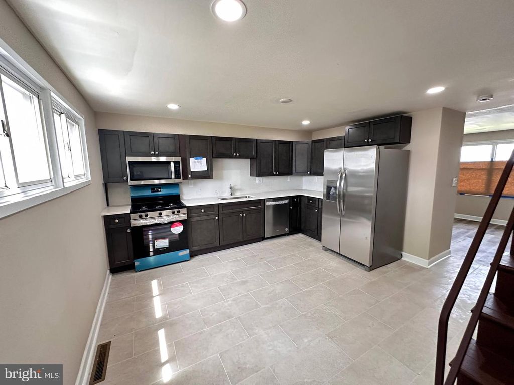 8039 GOUGH ST, Baltimore, MD 21224