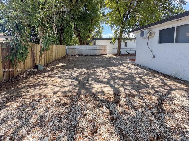 7135 NW 16th Ave, Miami, FL 33147