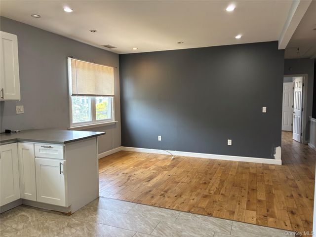 6 Florence Street 2W, Baldwin, NY 11510