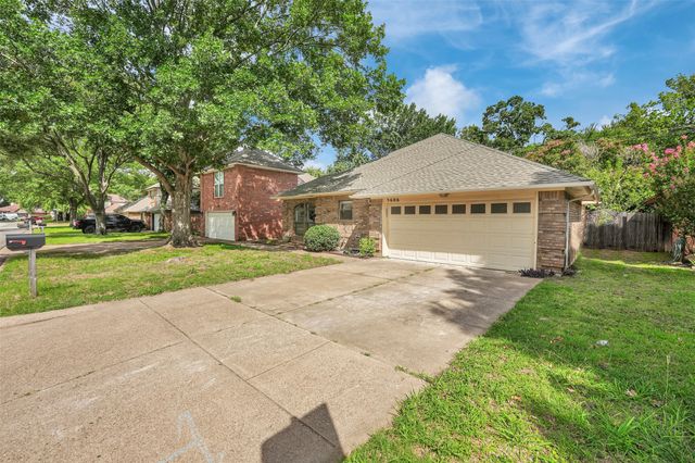 5606 Polo Club Drive, Arlington, TX 76017