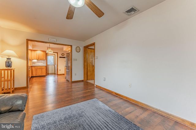 212 ZANE AVE, Jenkintown, PA 19046