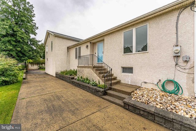 212 ZANE AVE, Jenkintown, PA 19046