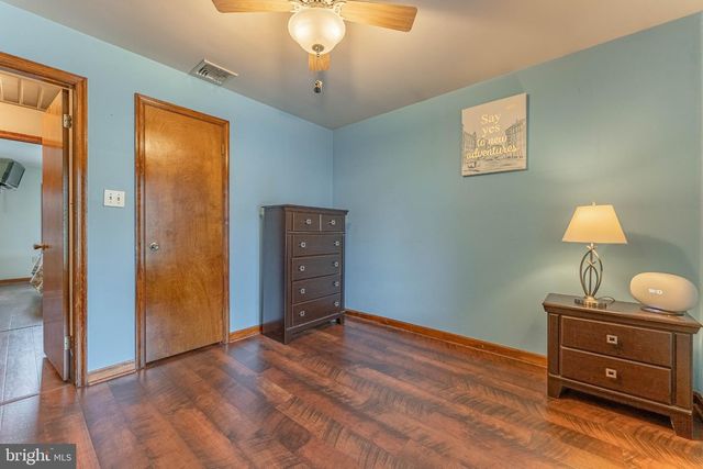 212 ZANE AVE, Jenkintown, PA 19046