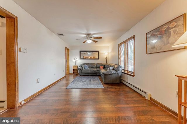 212 ZANE AVE, Jenkintown, PA 19046