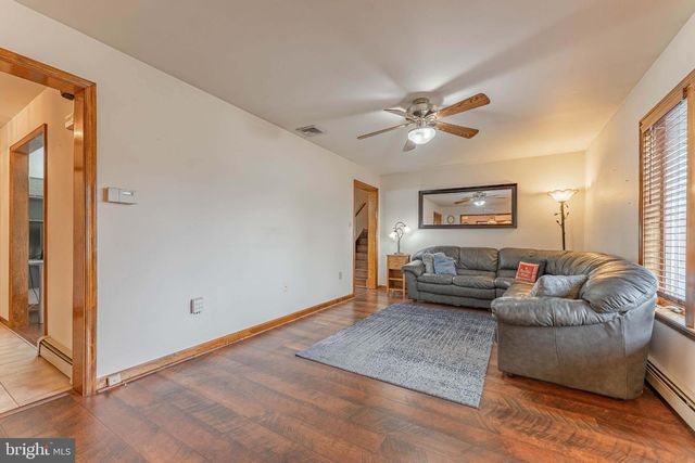 212 ZANE AVE, Jenkintown, PA 19046
