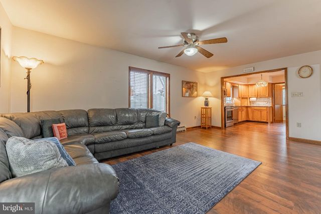 212 ZANE AVE, Jenkintown, PA 19046