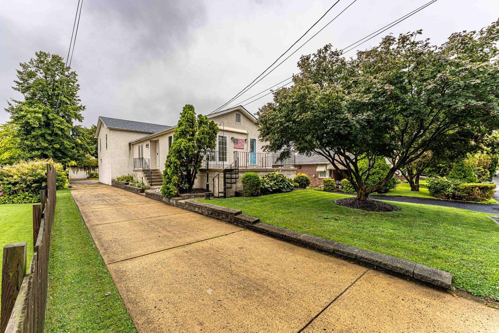 212 ZANE AVE, Jenkintown, PA 19046