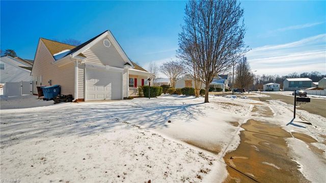 1174 Waterlyn Drive, Greensboro, NC 27405