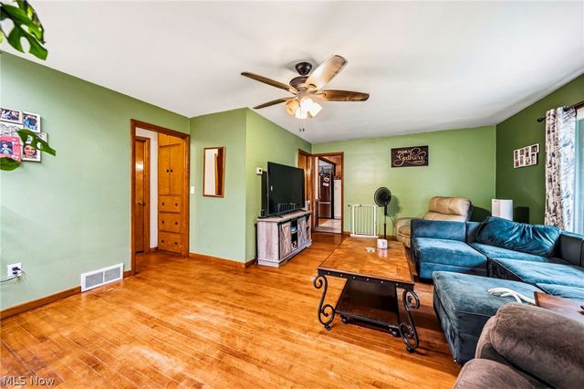 3241 Randall Court, Rock Creek, OH 44084
