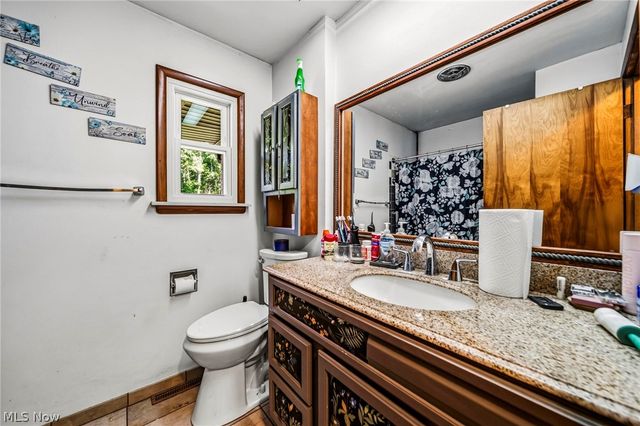 3241 Randall Court, Rock Creek, OH 44084