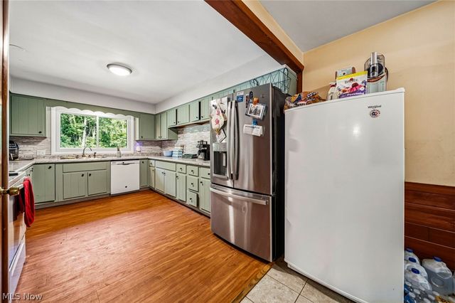3241 Randall Court, Rock Creek, OH 44084