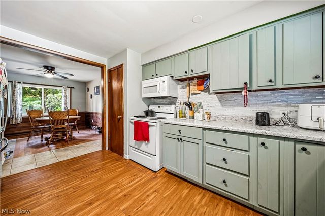 3241 Randall Court, Rock Creek, OH 44084
