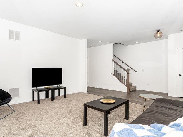 4415 Chelsea Manor Circle, Aurora, IL 60504