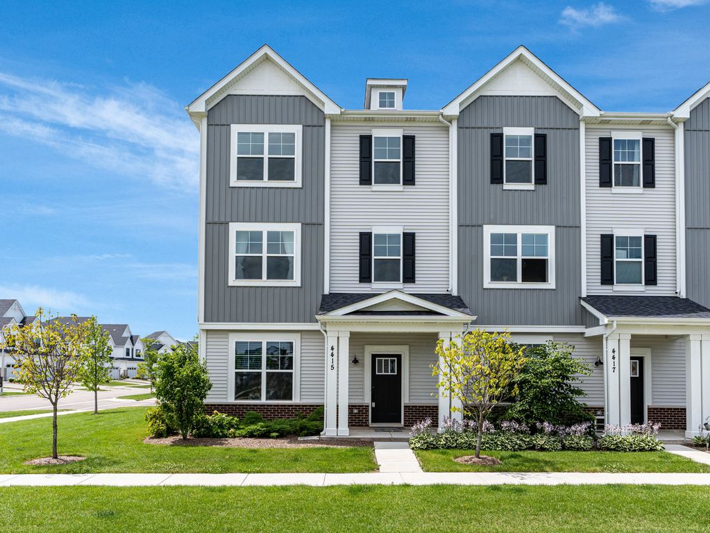 4415 Chelsea Manor Circle, Aurora, IL 60504