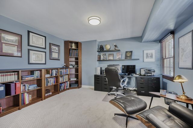 3881 Bordeaux Drive, Hoffman Estates, IL 60192