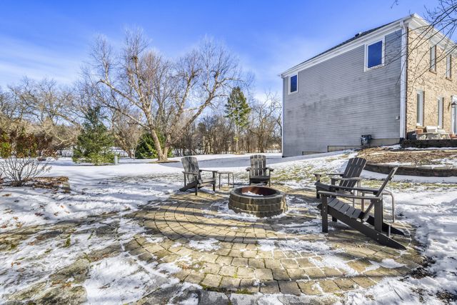 3881 Bordeaux Drive, Hoffman Estates, IL 60192