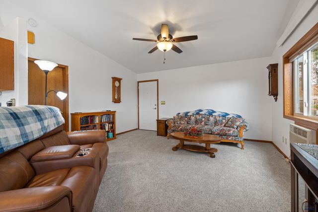 24527 RED RIDGE RD, Hermosa, SD 57744