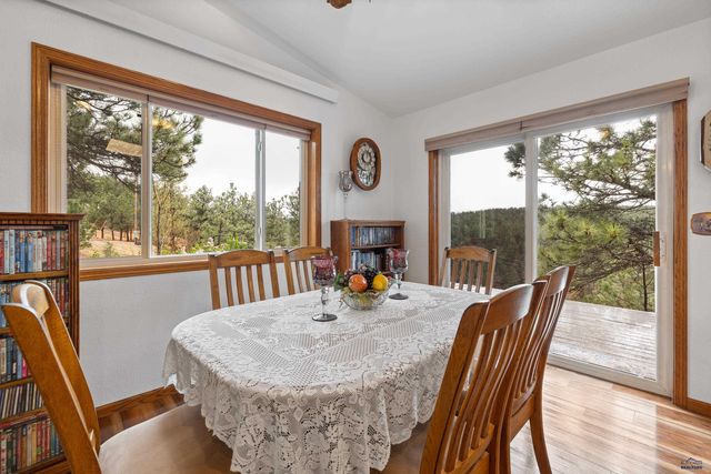 24527 RED RIDGE RD, Hermosa, SD 57744