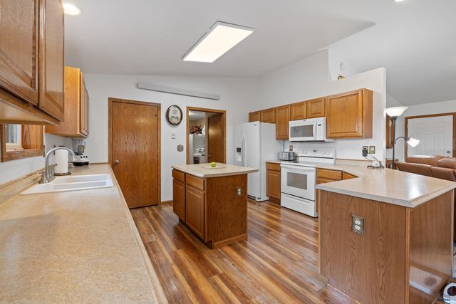 24527 RED RIDGE RD, Hermosa, SD 57744
