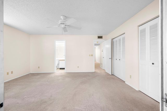 13 Lake Vista Trail 105, Port St Lucie, FL 34952