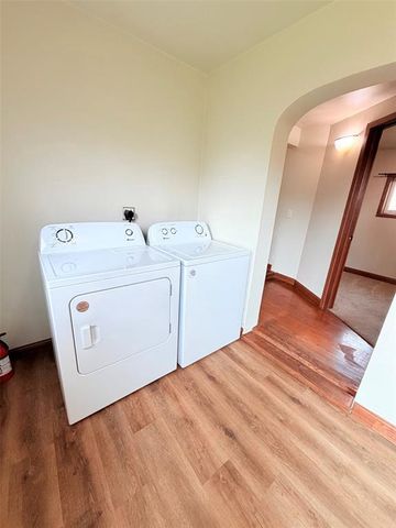 213 S State Street, Chippewa Falls, WI 54729