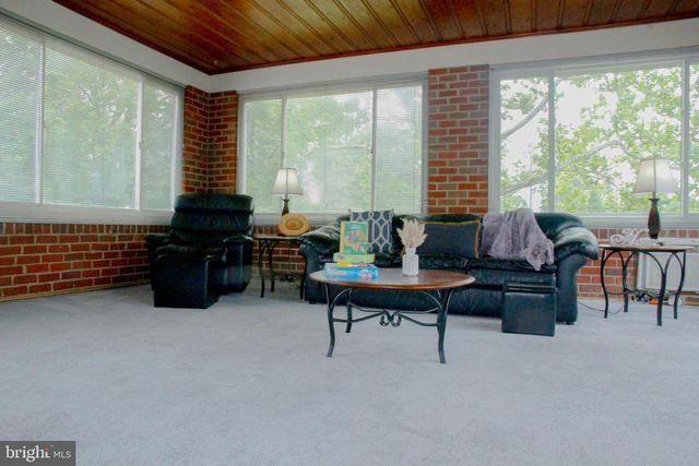 1018 MCCENEY AVE, Silver Spring, MD 20901