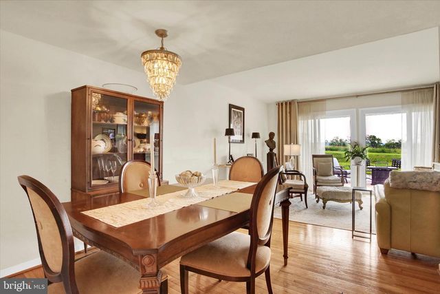 8 CAMPBELL PLACE, Camp Hill, PA 17011
