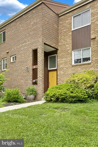 8 CAMPBELL PLACE, Camp Hill, PA 17011