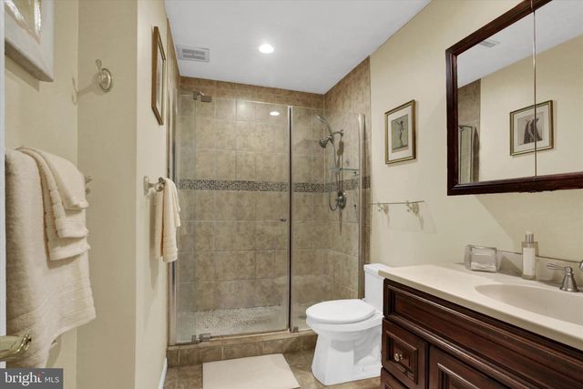 8 CAMPBELL PLACE, Camp Hill, PA 17011