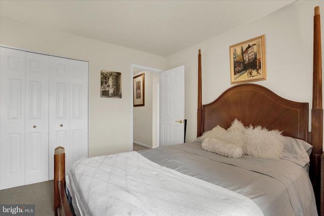 8 CAMPBELL PLACE, Camp Hill, PA 17011
