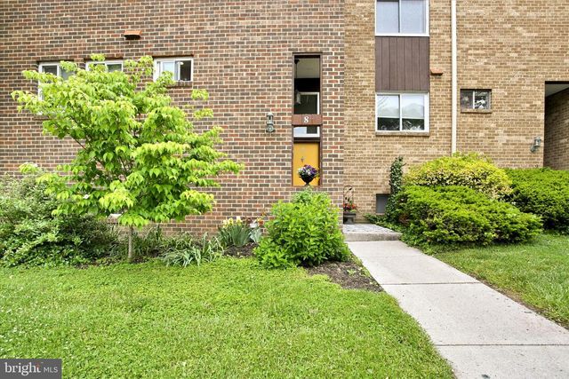 8 CAMPBELL PLACE, Camp Hill, PA 17011