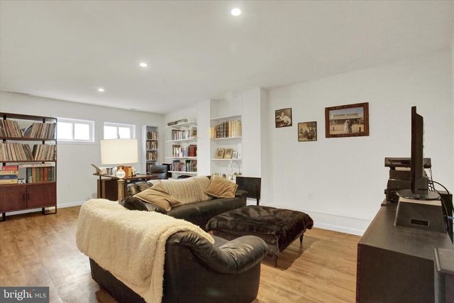 8 CAMPBELL PLACE, Camp Hill, PA 17011