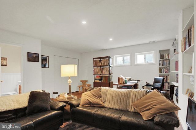 8 CAMPBELL PLACE, Camp Hill, PA 17011