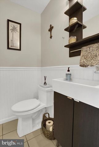 8 CAMPBELL PLACE, Camp Hill, PA 17011