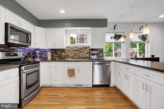 8 CAMPBELL PLACE, Camp Hill, PA 17011