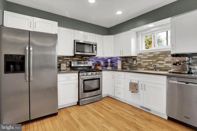 8 CAMPBELL PLACE, Camp Hill, PA 17011