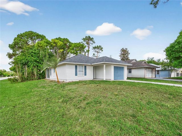 1395 25th Avenue SW, Vero Beach, FL 32962