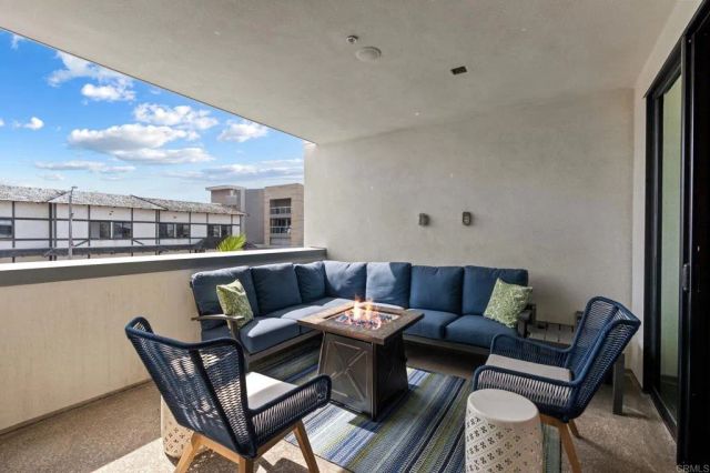 784 Grand Avenue, Carlsbad, CA 92008