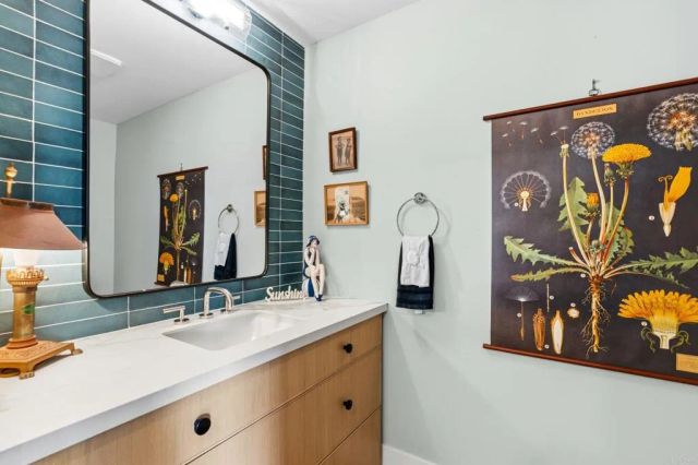 784 Grand Avenue, Carlsbad, CA 92008