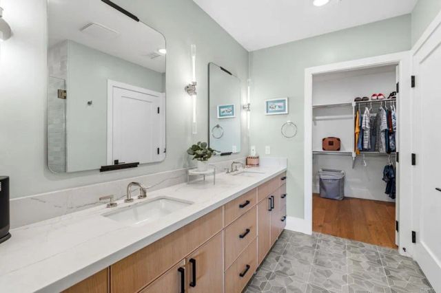 784 Grand Avenue, Carlsbad, CA 92008