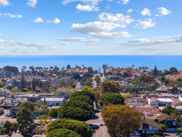 784 Grand Avenue, Carlsbad, CA 92008