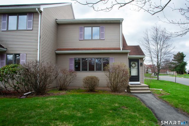66 Woodcock Court 66, Windsor Locks, CT 06096