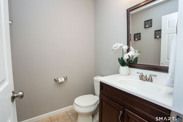 66 Woodcock Court 66, Windsor Locks, CT 06096