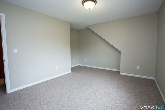 66 Woodcock Court 66, Windsor Locks, CT 06096